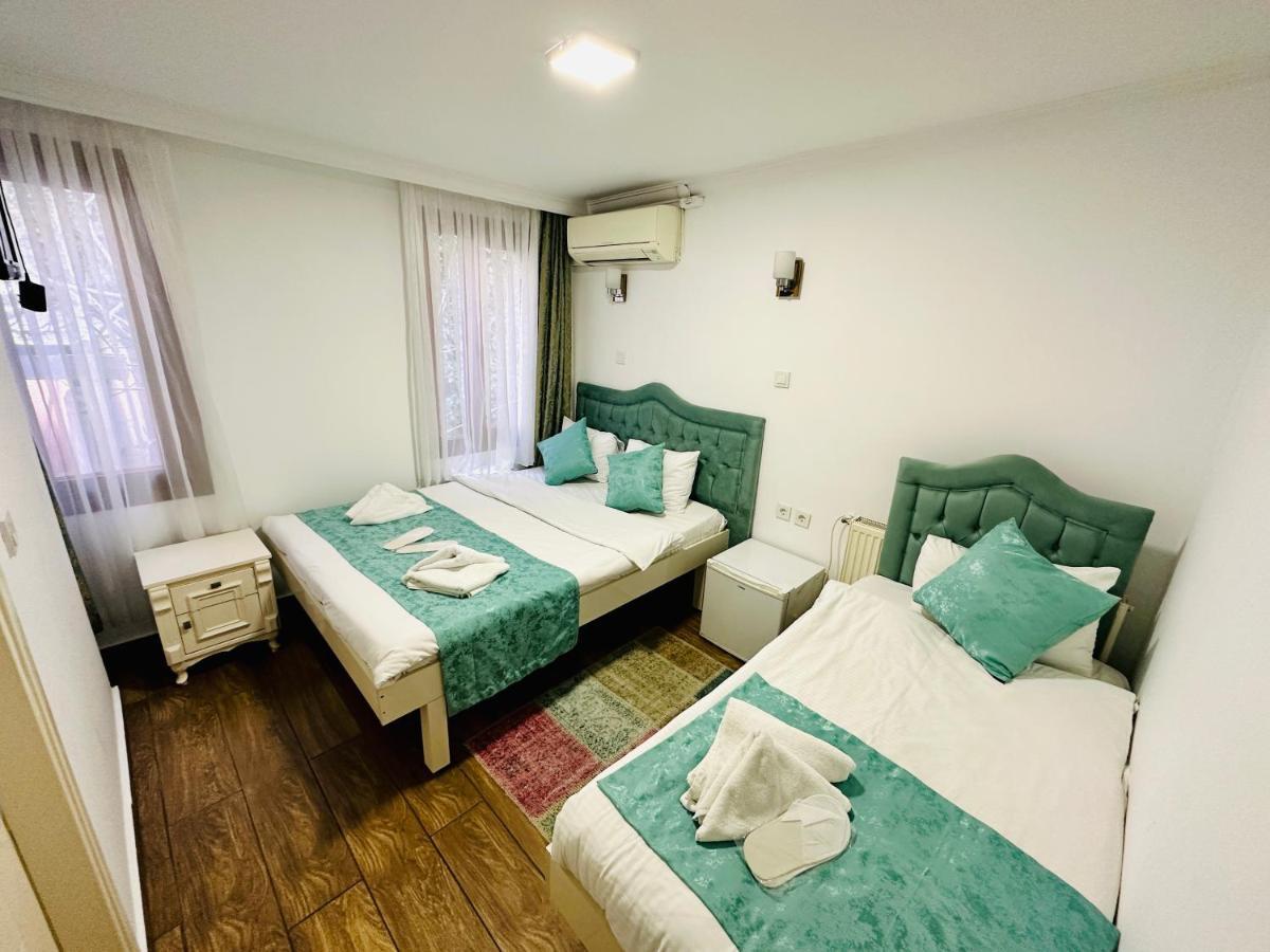 La Petite Maison Hotel Istanbul Exterior photo