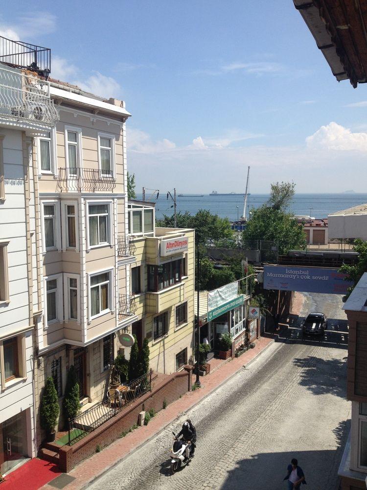 La Petite Maison Hotel Istanbul Exterior photo